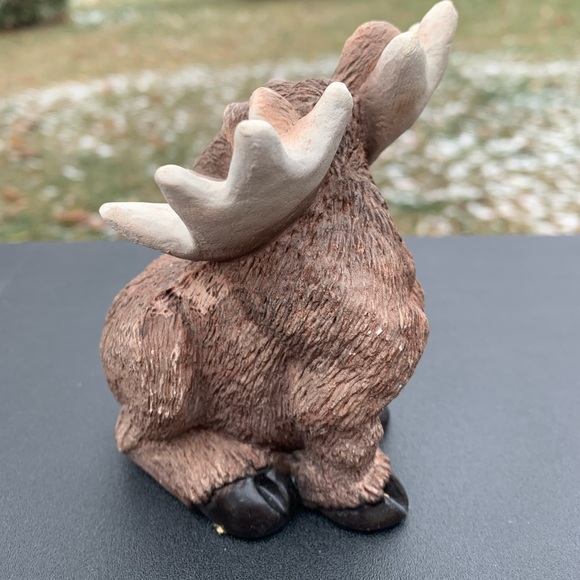Adorable Vintage Moose Figurine - Picture 5 of 8